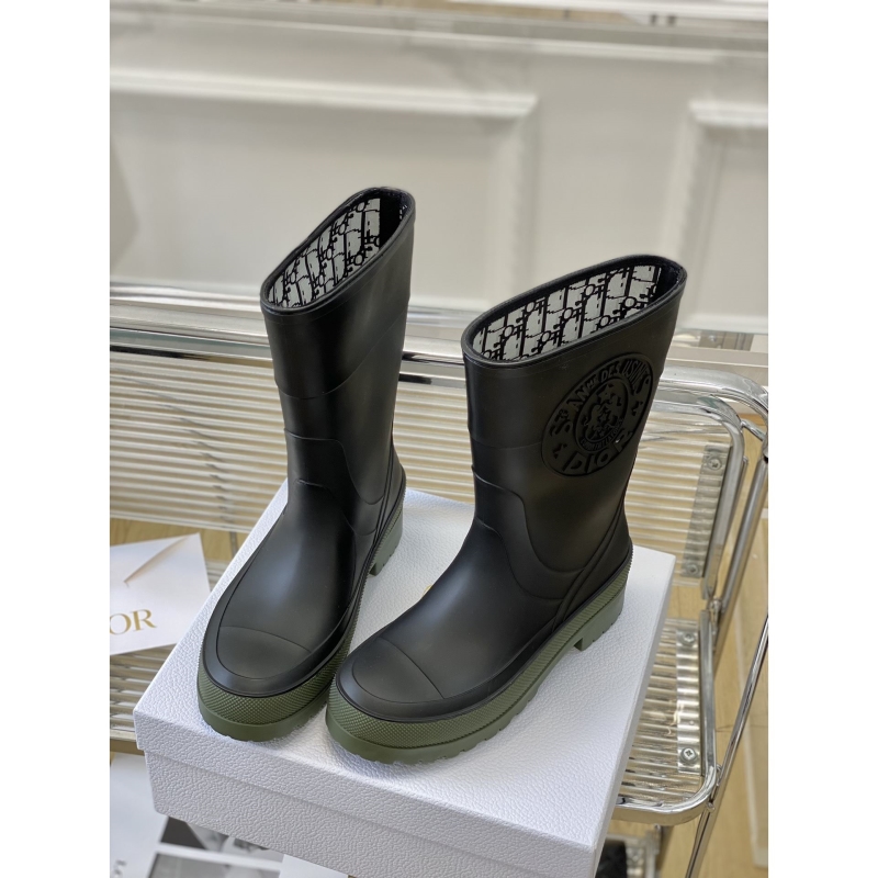 ch**an D*or boots
